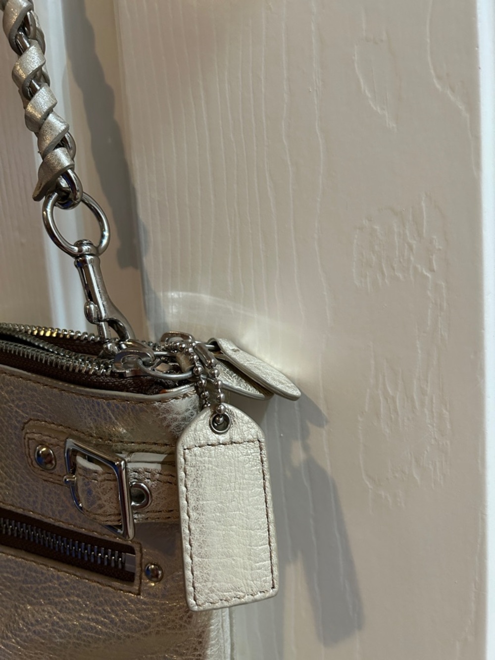 Coach Metallic Silver Leather Shoulder Bag with Chain Strap - Picture 4 of 5